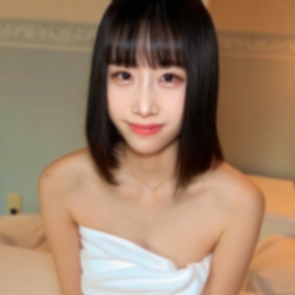 FC2-PPV-4601787 First-time facial! A slender, innocent-looking beauty with a perfect, fair-skinned body and E-cup breast